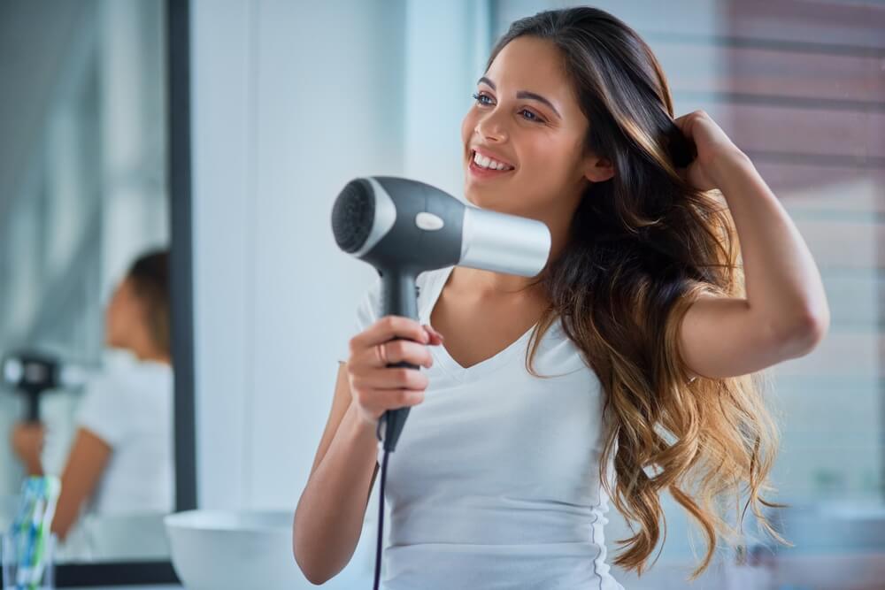 How to Achieve the Perfect Curly Blow Dry